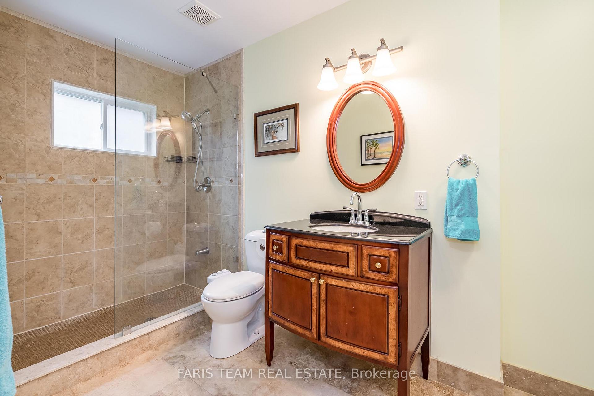 Photo 33 of 106 Royal Beech Drive, Wasaga Beach — HOMEH