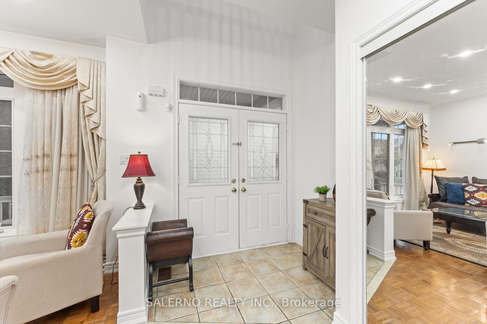 Photo 7 of 16 Dylan Street, Vaughan, Vellore Village — HOMEH