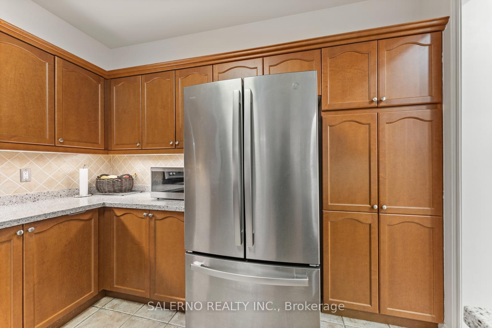 Photo 20 of 16 Dylan Street, Vaughan, Vellore Village — HOMEH