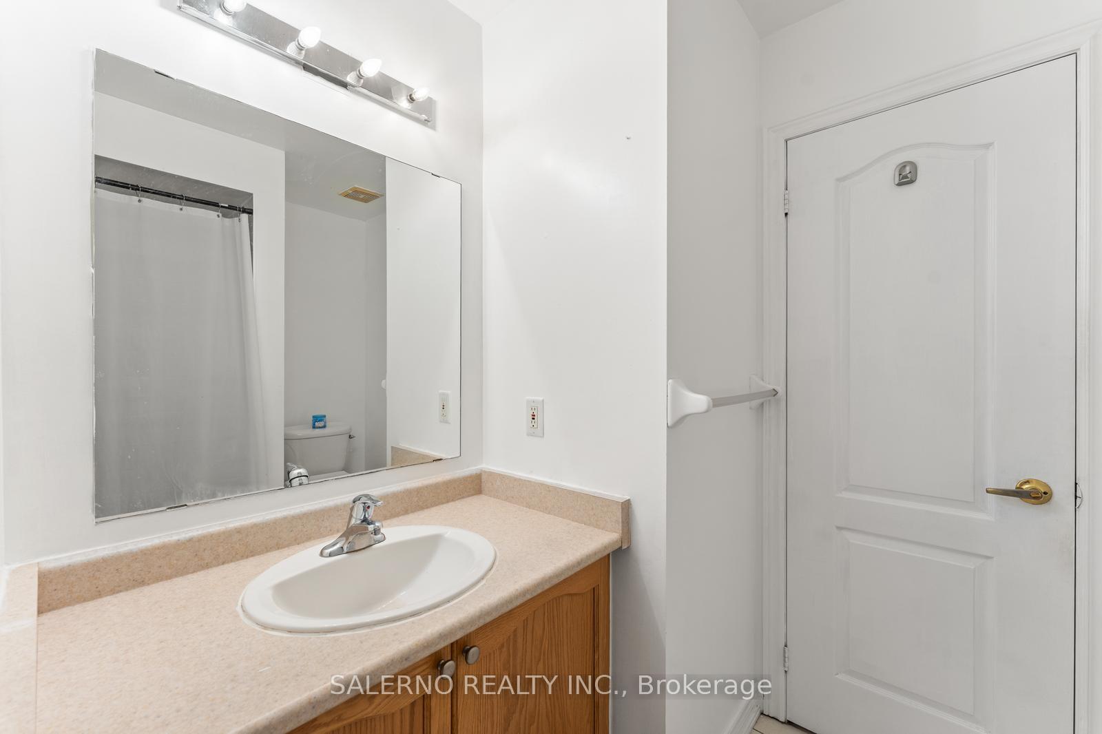Photo 34 of 16 Dylan Street, Vaughan, Vellore Village — HOMEH