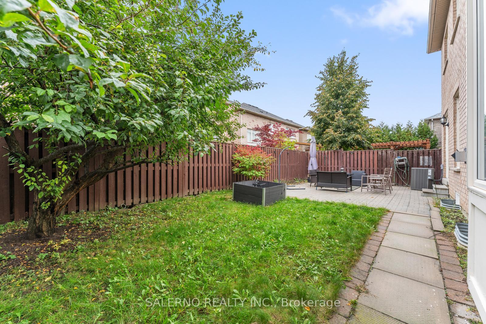 Photo 37 of 16 Dylan Street, Vaughan, Vellore Village — HOMEH