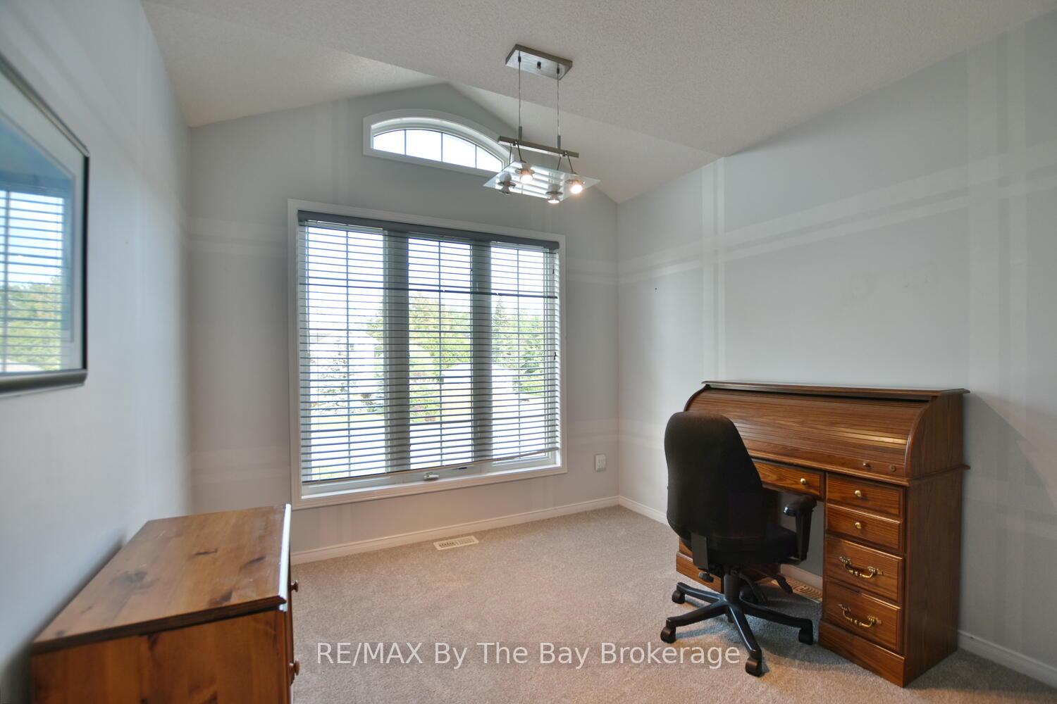 Photo 19 of 95 Royal Beech Drive, Wasaga Beach — HOMEH