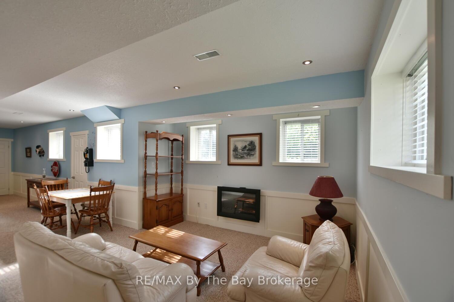 Photo 24 of 95 Royal Beech Drive, Wasaga Beach — HOMEH