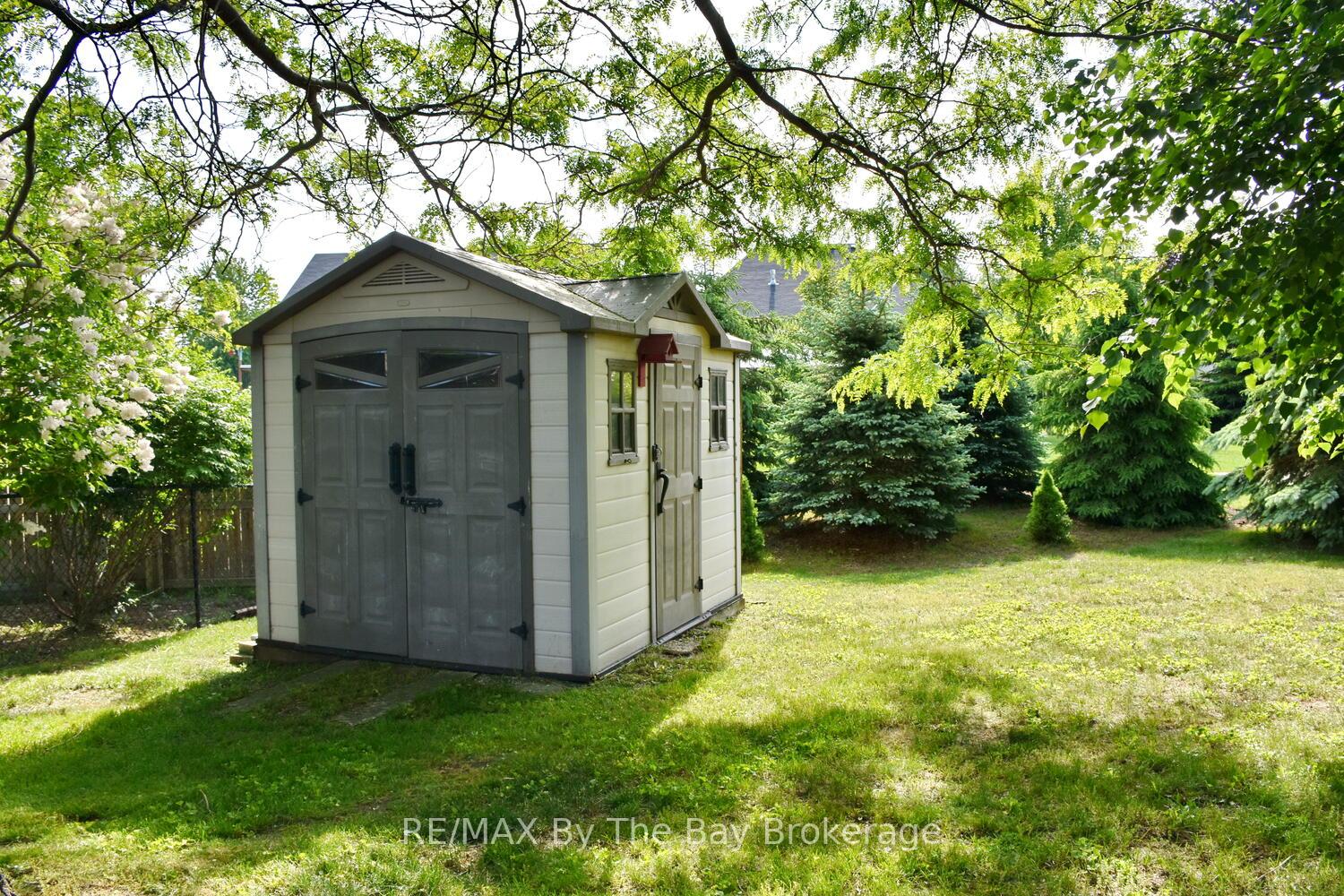 Photo 30 of 95 Royal Beech Drive, Wasaga Beach — HOMEH
