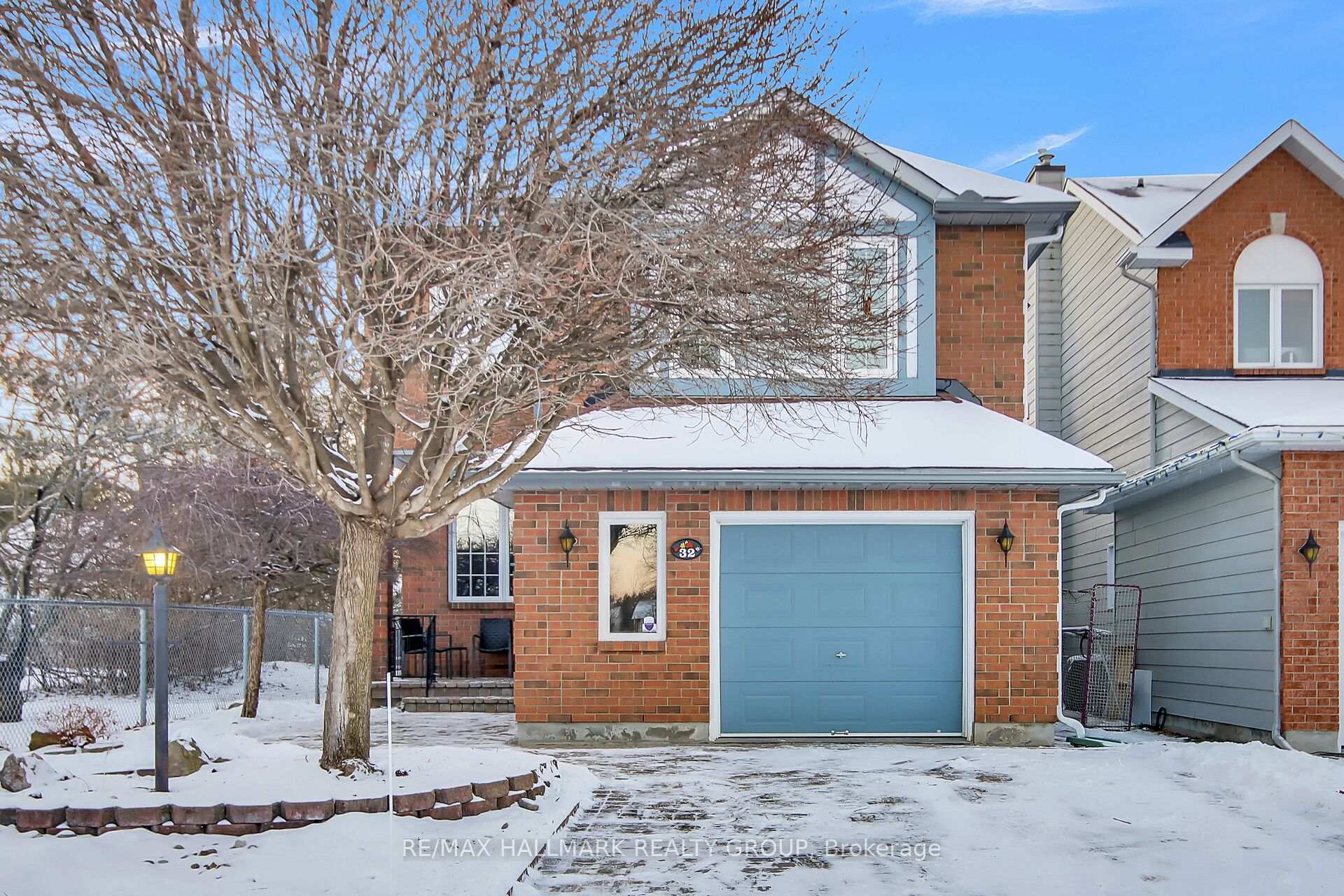 Photo 1 of 32 Forestview Crescent, Ottawa, Westcliffe Estates — HOMEH