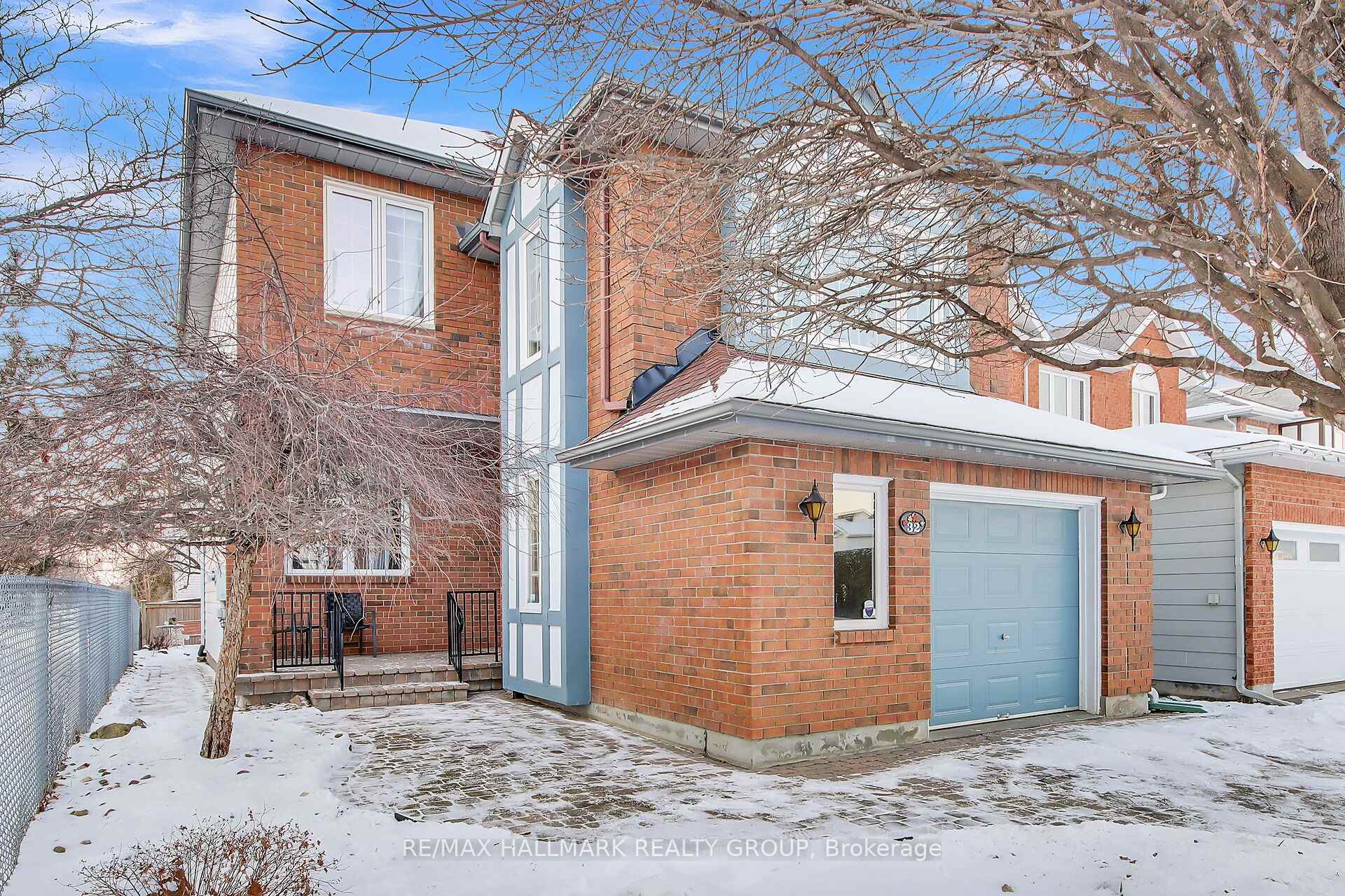 Photo 2 of 32 Forestview Crescent, Ottawa, Westcliffe Estates — HOMEH