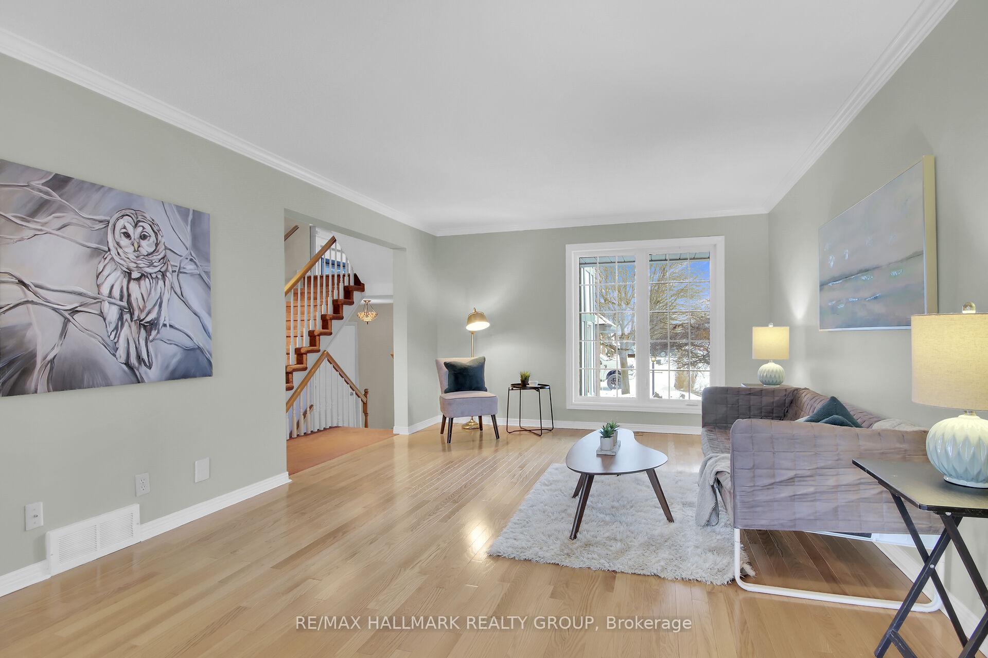 Photo 20 of 32 Forestview Crescent, Ottawa, Westcliffe Estates — HOMEH