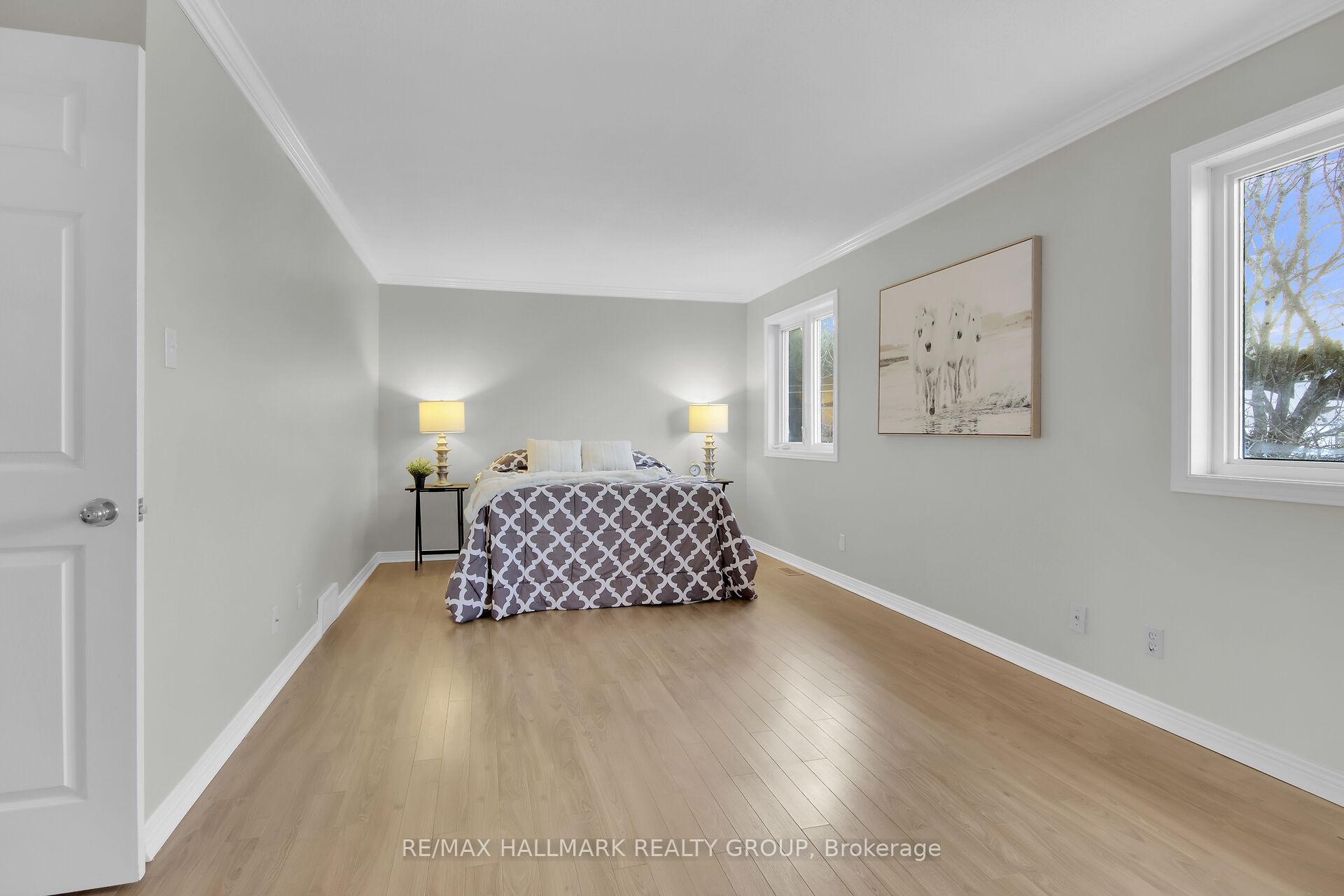 Photo 22 of 32 Forestview Crescent, Ottawa, Westcliffe Estates — HOMEH