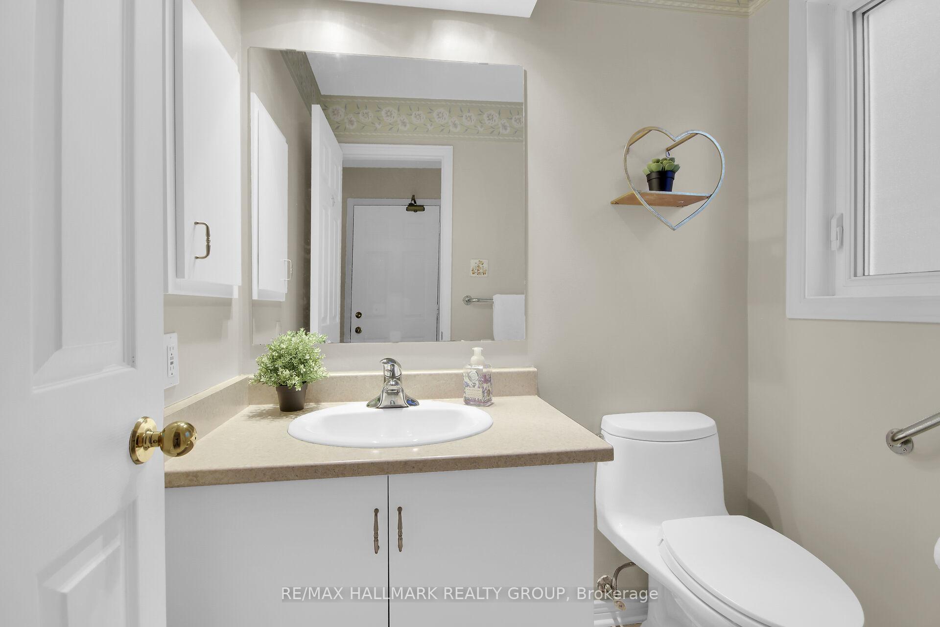 Photo 30 of 32 Forestview Crescent, Ottawa, Westcliffe Estates — HOMEH