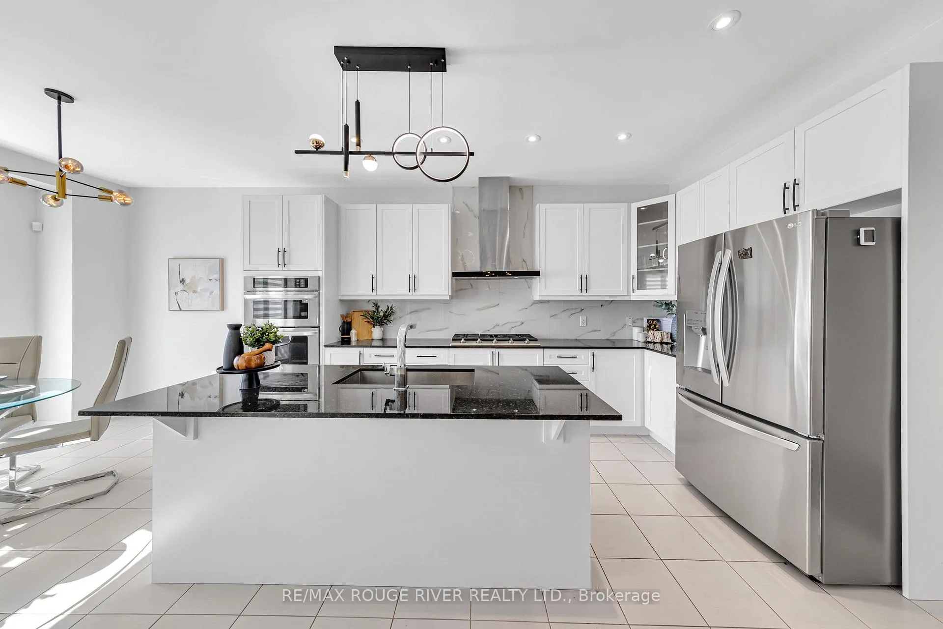 Photo 13 of 21 Priory Drive, Whitby, Rural Whitby — HOMEH