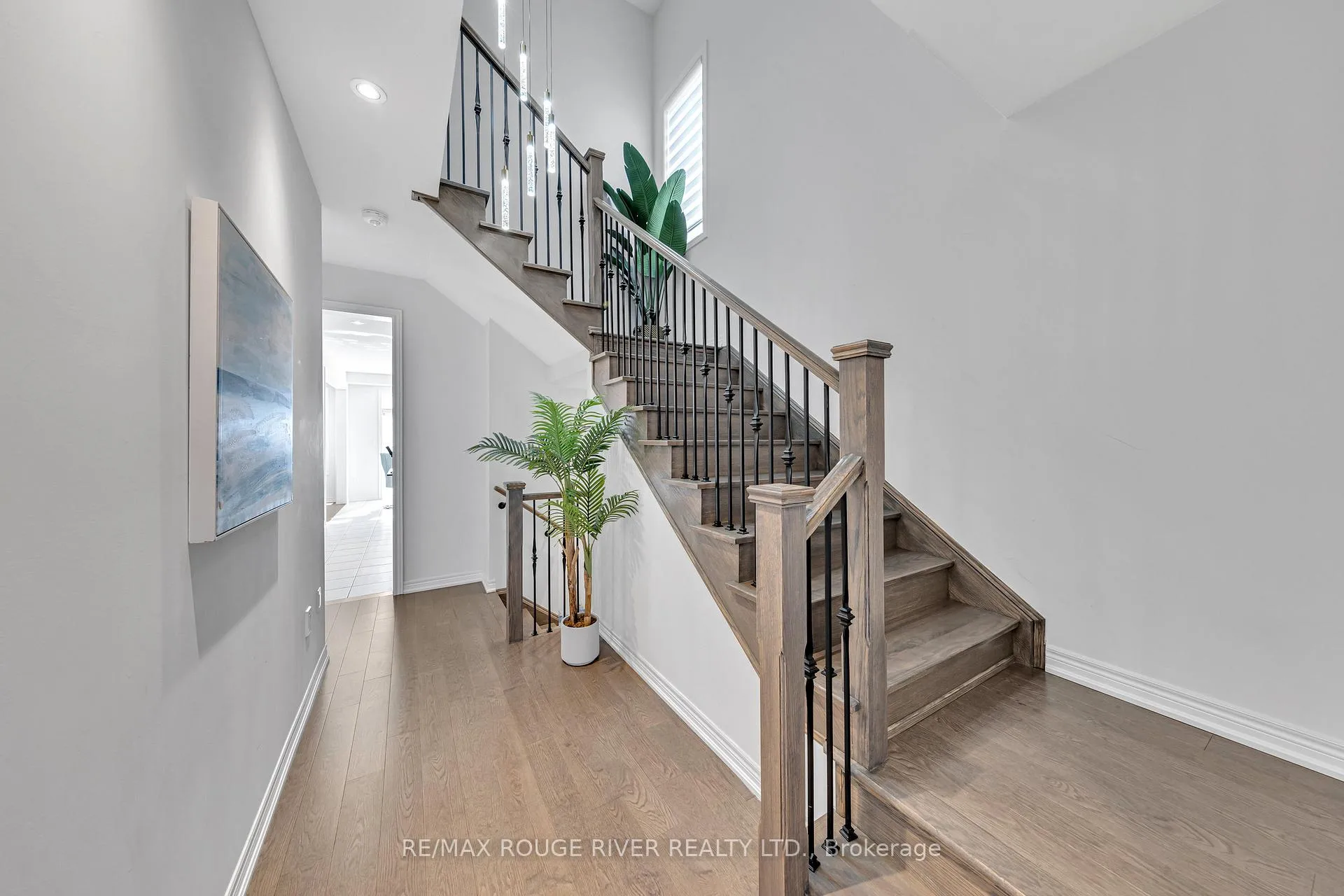 Photo 20 of 21 Priory Drive, Whitby, Rural Whitby — HOMEH
