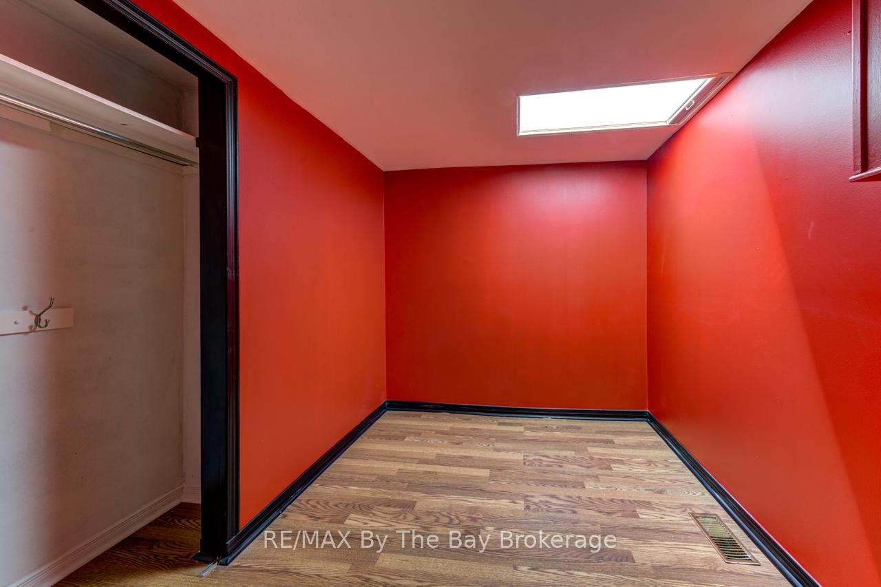 Photo 22 of 58 47th Street S, Wasaga Beach — HOMEH