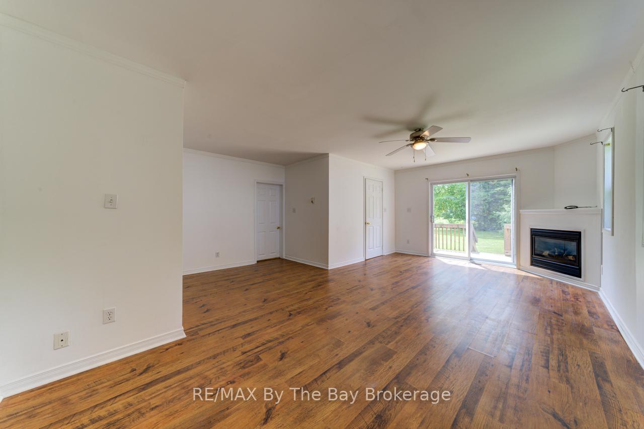 Photo 27 of 58 47th Street S, Wasaga Beach — HOMEH
