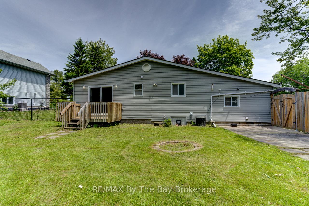 Photo 30 of 58 47th Street S, Wasaga Beach — HOMEH