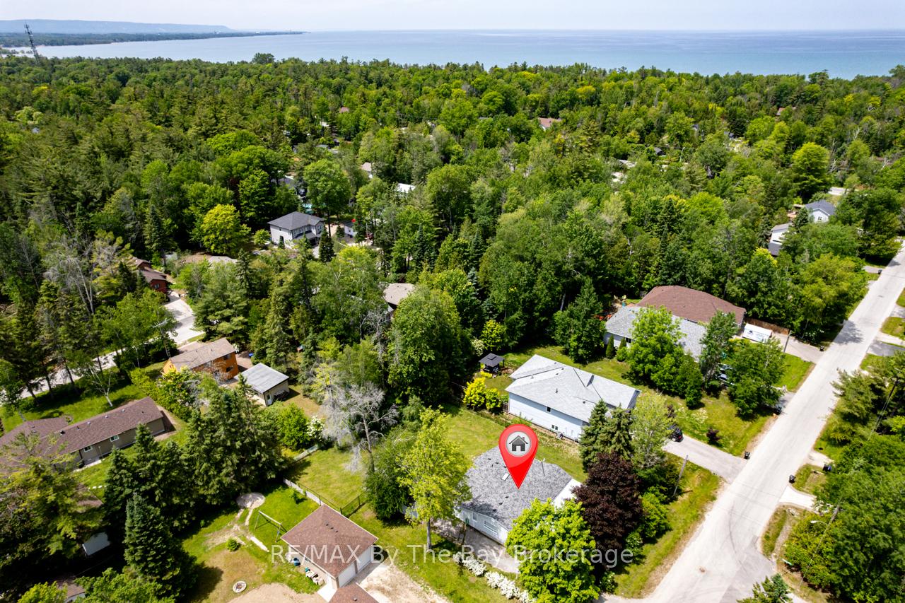 Photo 41 of 58 47th Street S, Wasaga Beach — HOMEH