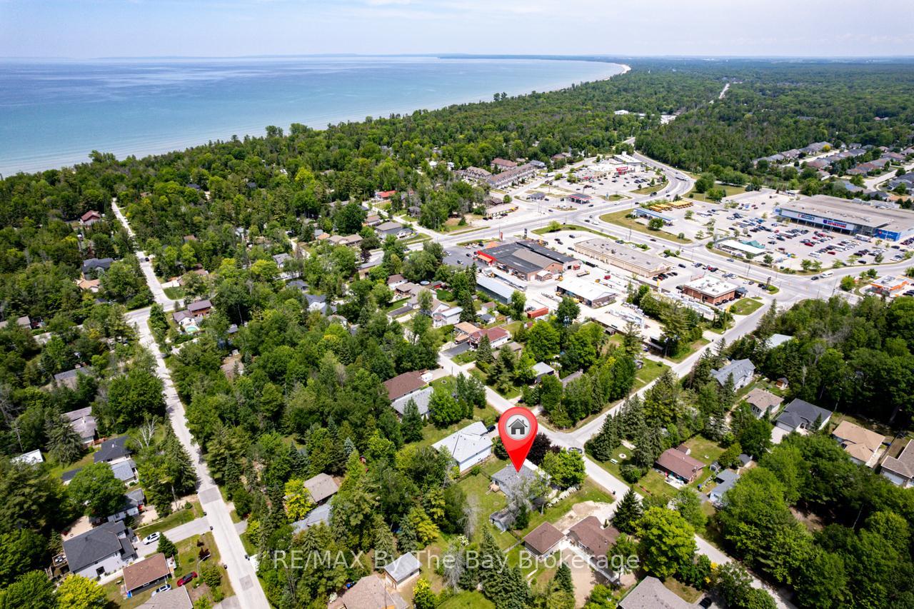 Photo 44 of 58 47th Street S, Wasaga Beach — HOMEH