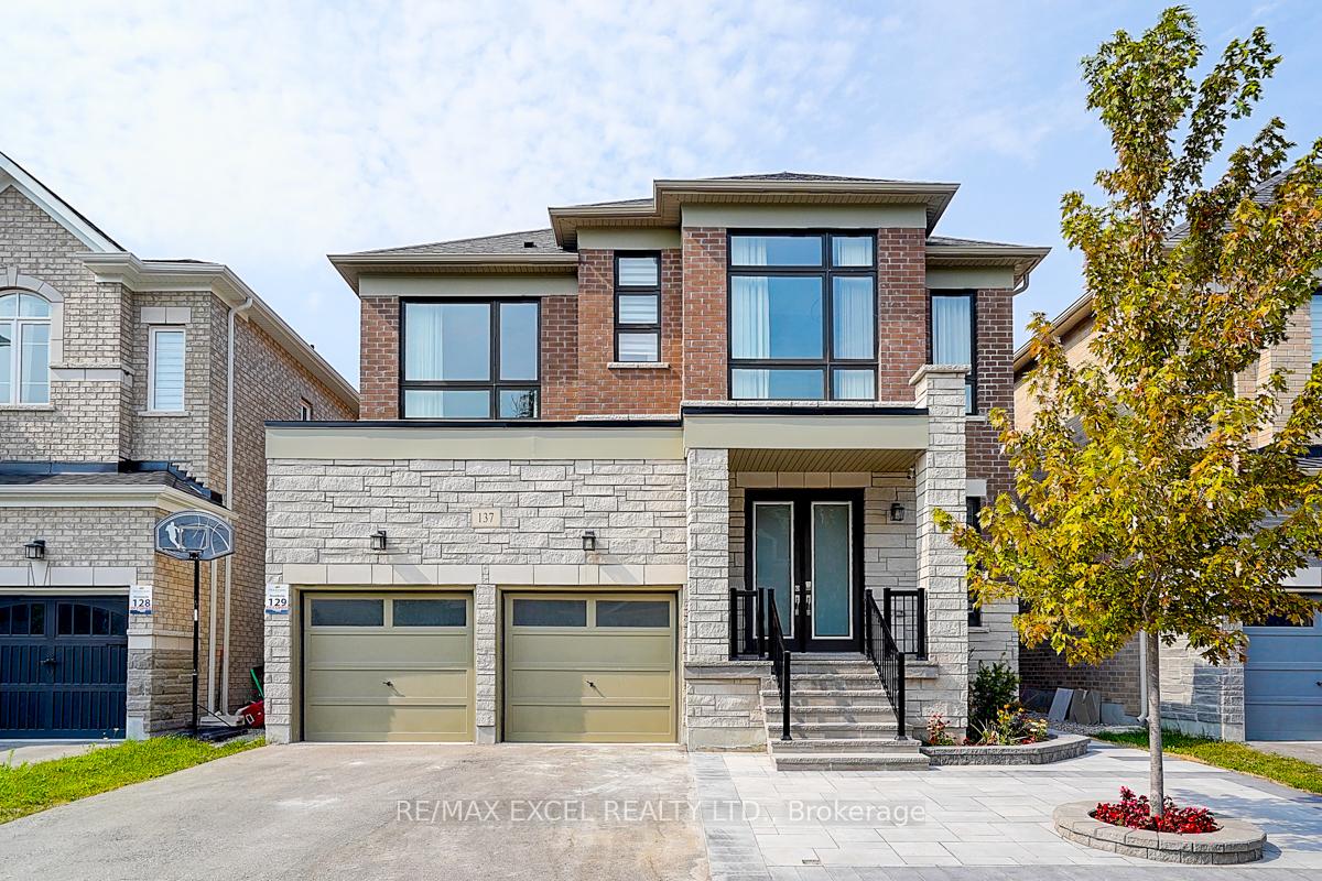 Photo 1 of 137 Pine Hill Crescent, Aurora, Aurora Estates — HOMEH