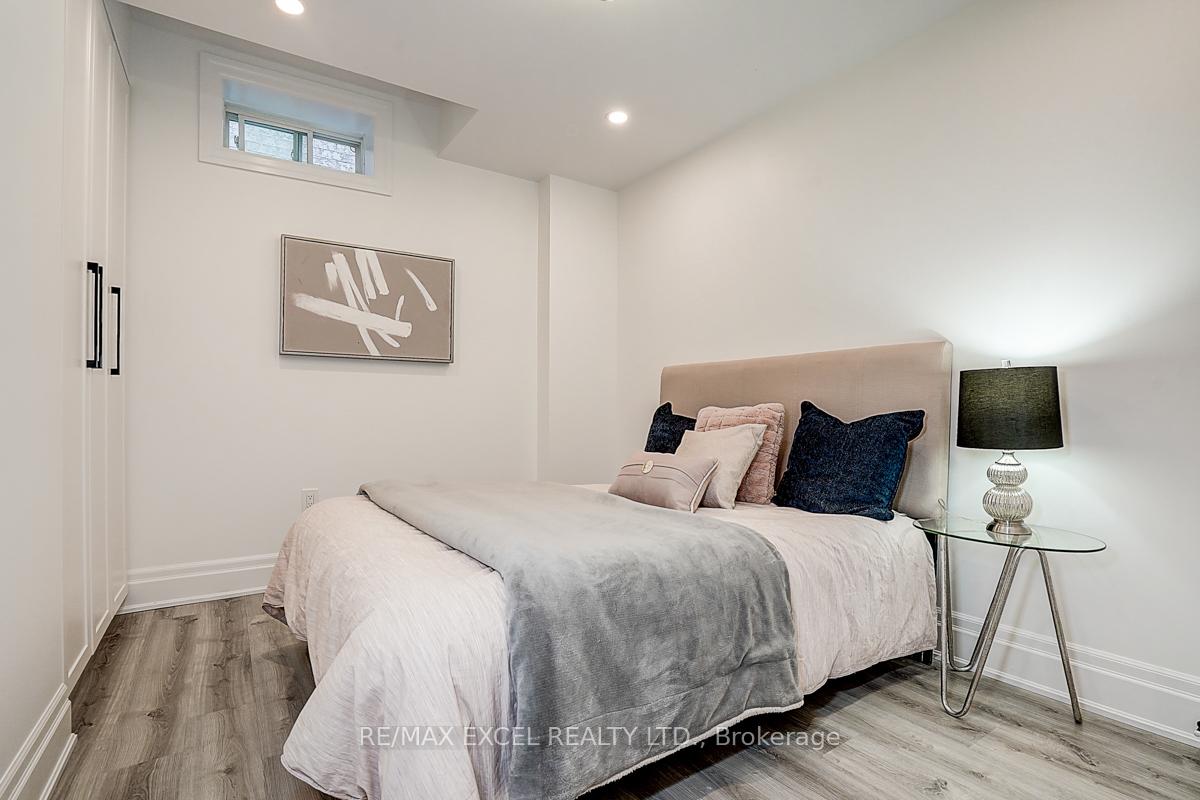 Photo 41 of 137 Pine Hill Crescent, Aurora, Aurora Estates — HOMEH