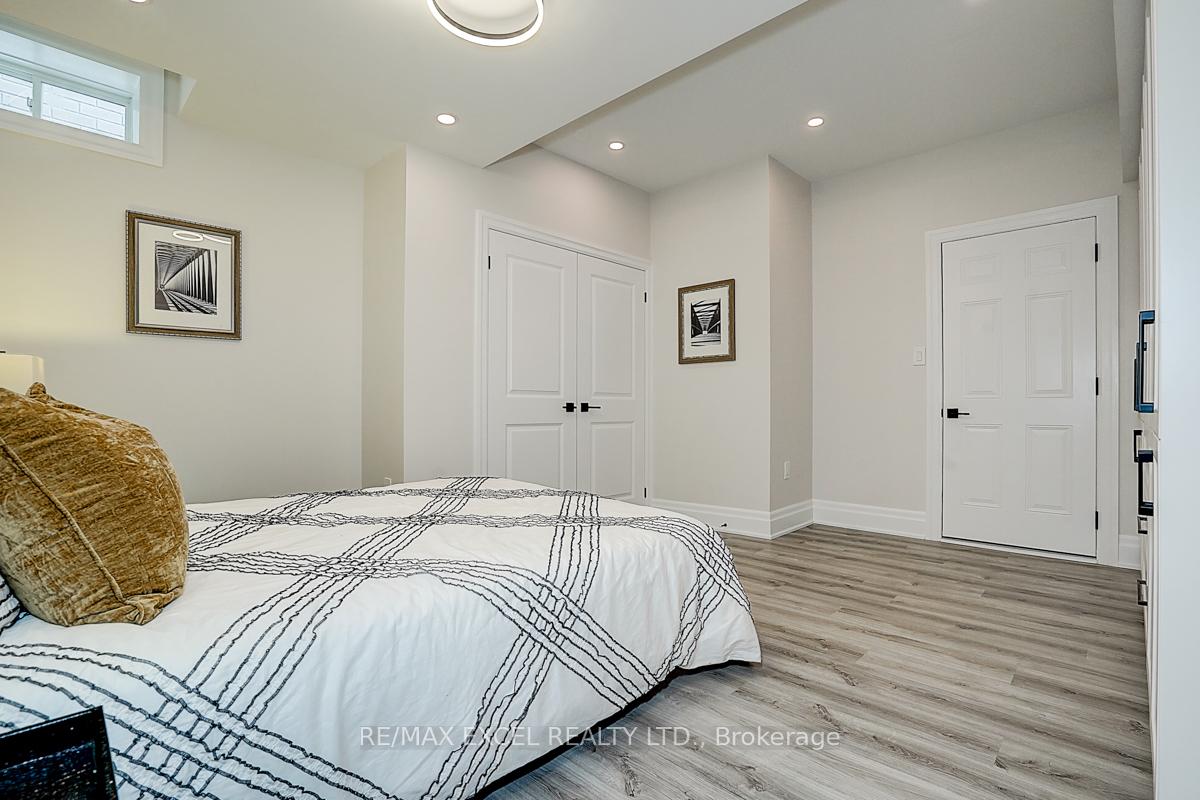 Photo 45 of 137 Pine Hill Crescent, Aurora, Aurora Estates — HOMEH