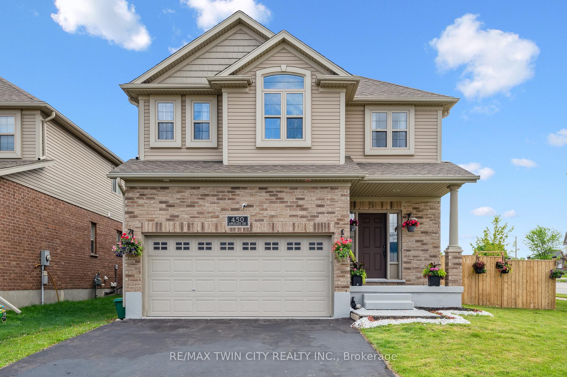 Photo 1 of 450 Applegate Court, Waterloo, Westvale — HOMEH