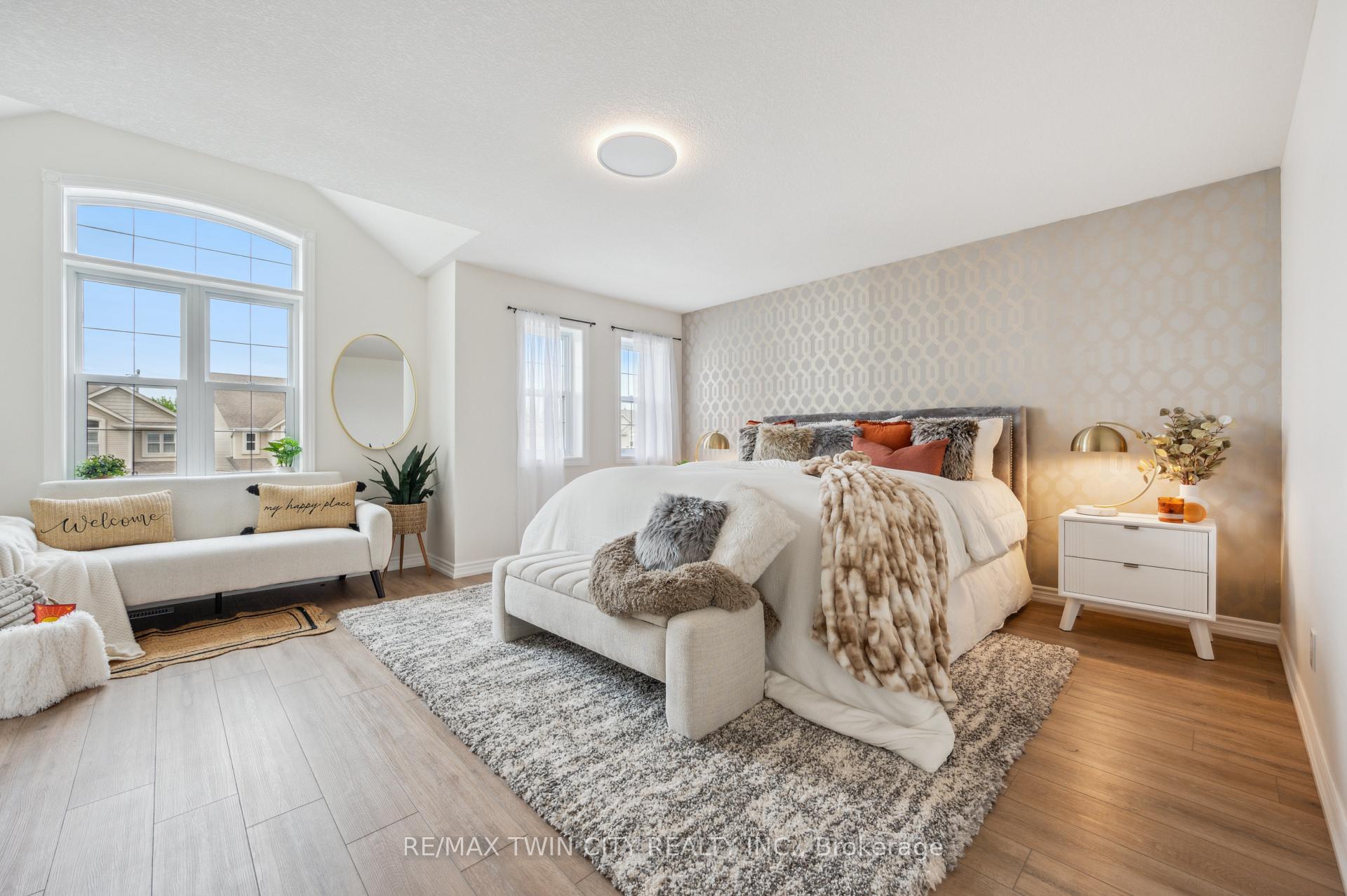 Photo 24 of 450 Applegate Court, Waterloo, Westvale — HOMEH