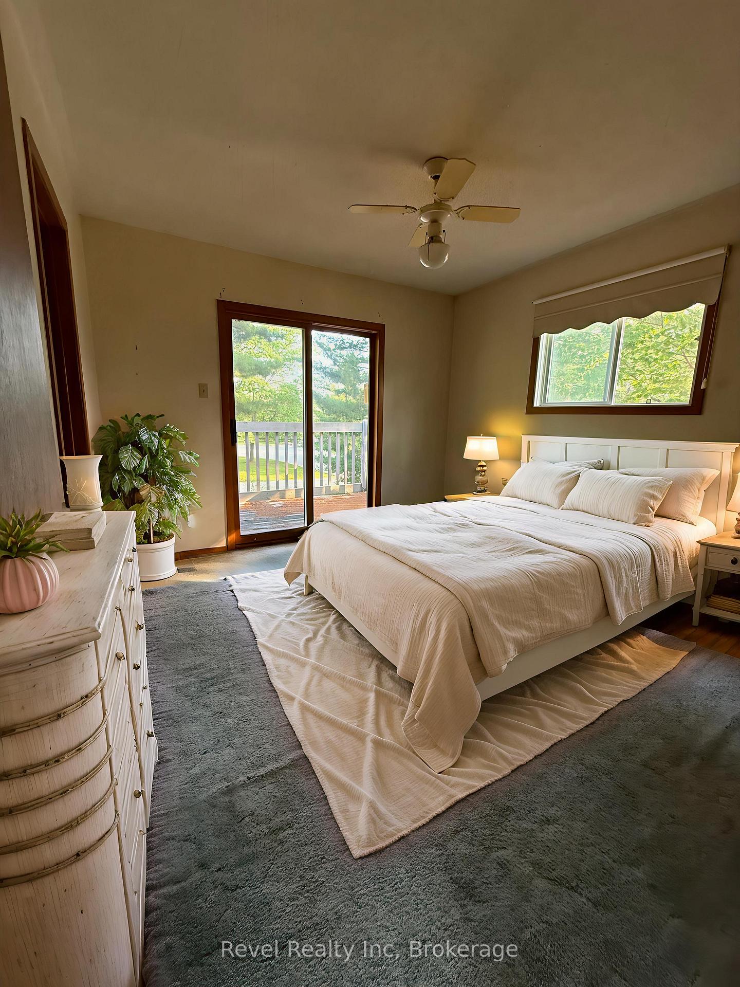 Photo 8 of 9 Islandview Crescent, Wasaga Beach — HOMEH
