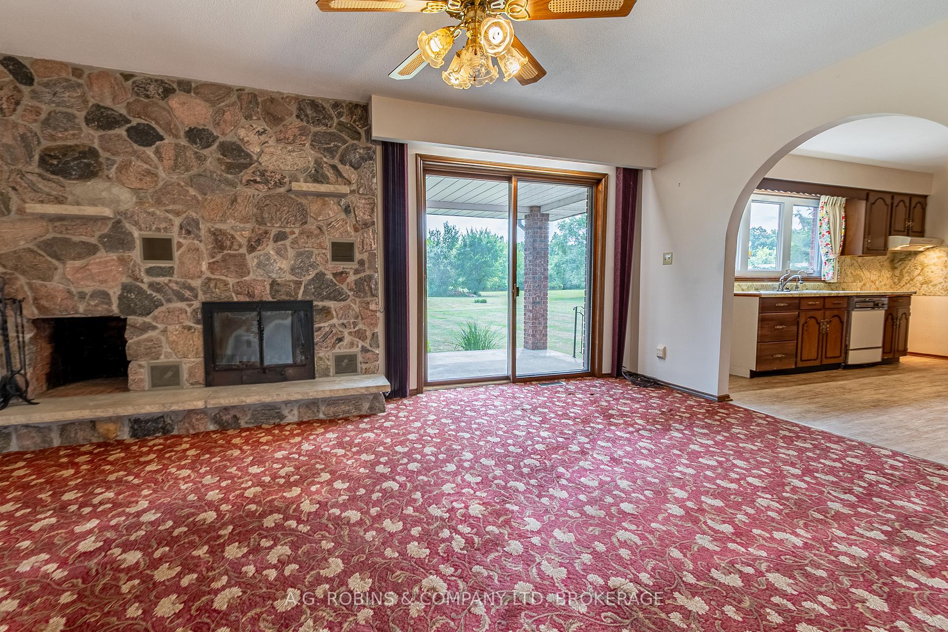 Photo 11 of 152 Doan's Ridge Road, Welland, Cooks Mills — HOMEH