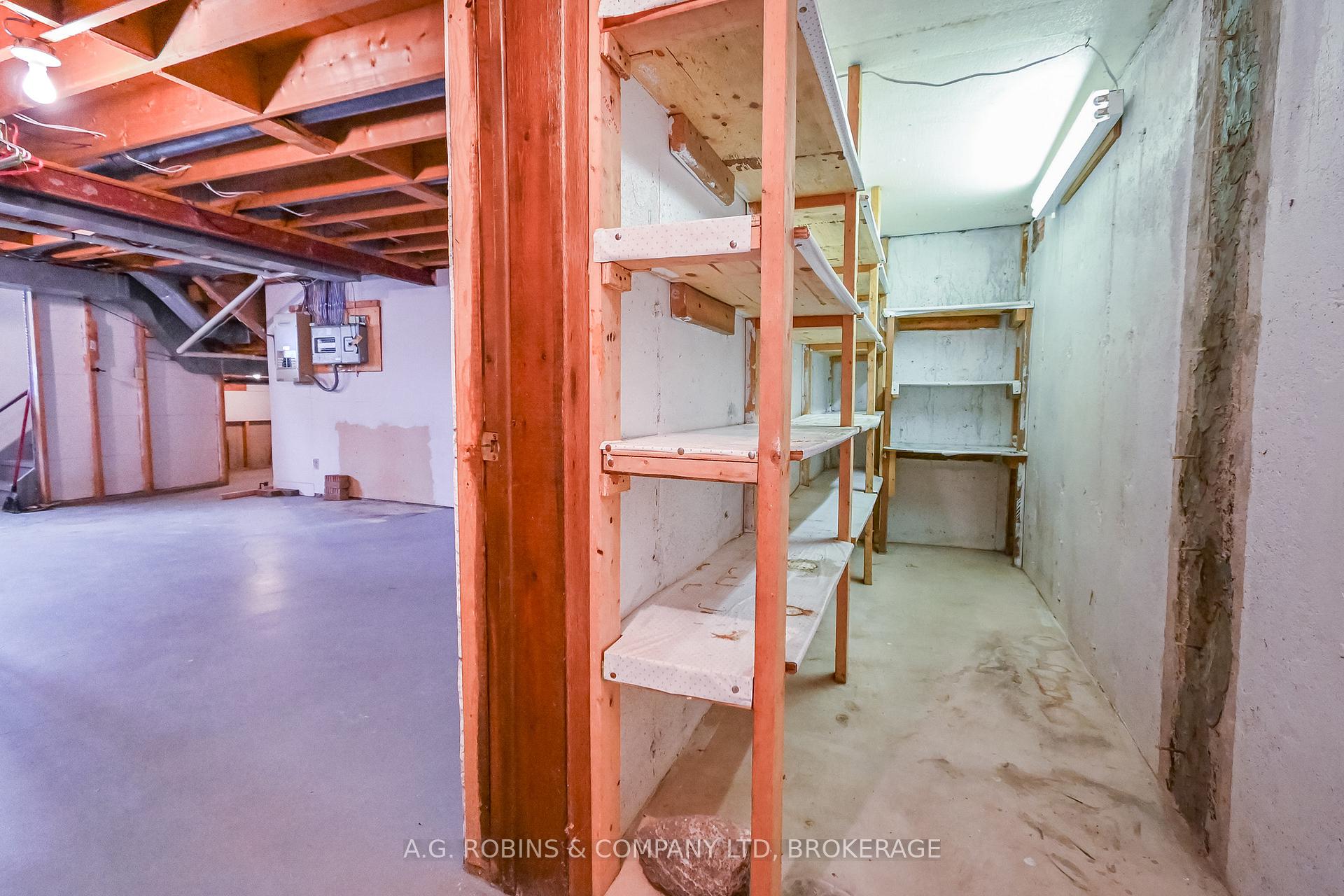 Photo 38 of 152 Doan's Ridge Road, Welland, Cooks Mills — HOMEH