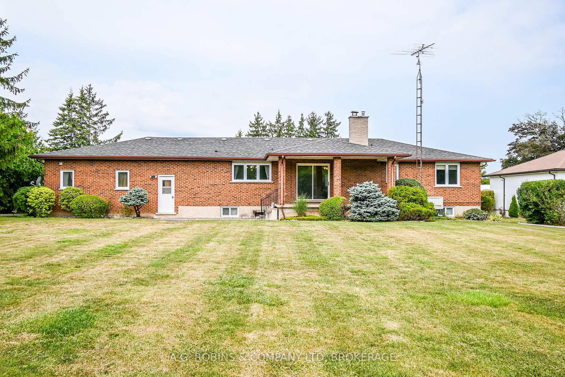 Photo 42 of 152 Doan's Ridge Road, Welland, Cooks Mills — HOMEH
