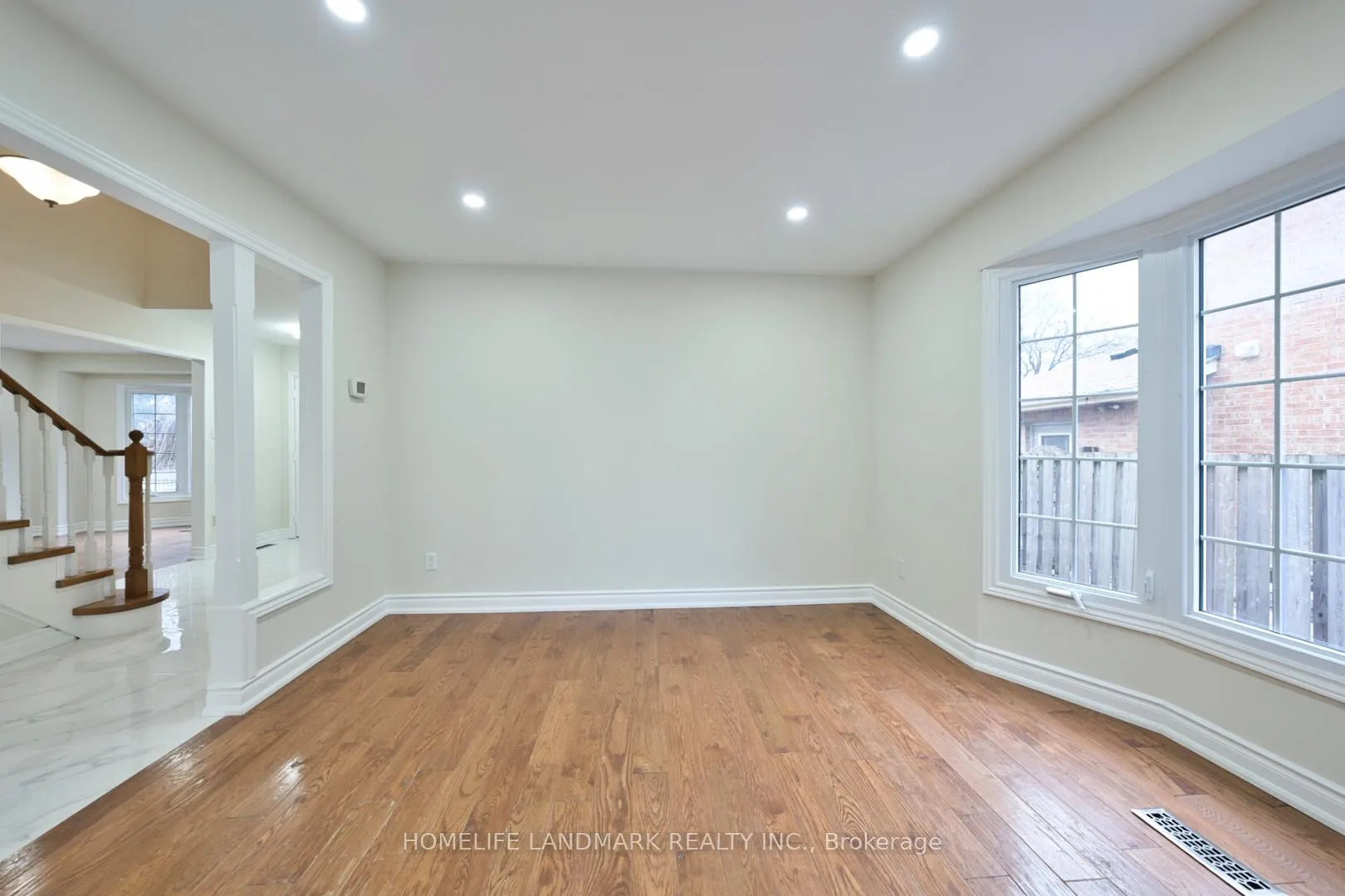 Photo 15 of 18 Glen Dhu Drive, Whitby, Rolling Acres — HOMEH