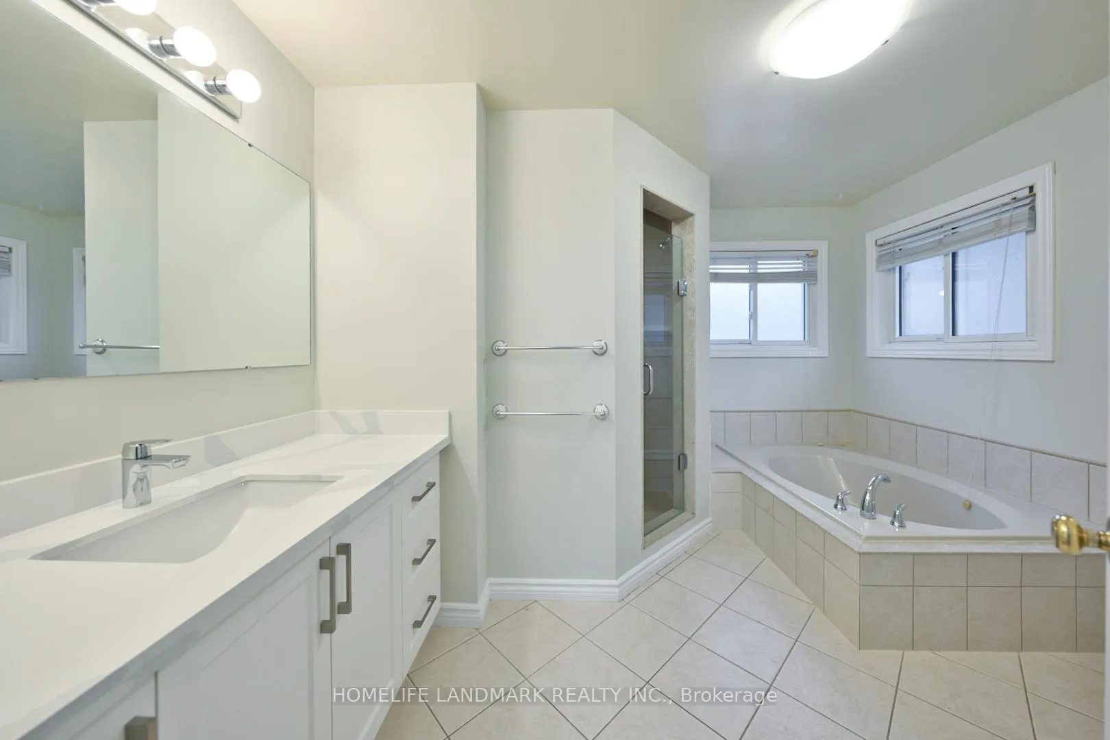 Photo 24 of 18 Glen Dhu Drive, Whitby, Rolling Acres — HOMEH