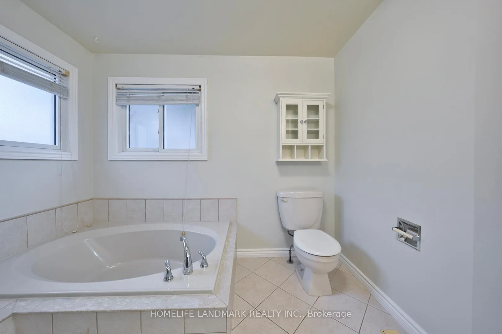 Photo 28 of 18 Glen Dhu Drive, Whitby, Rolling Acres — HOMEH