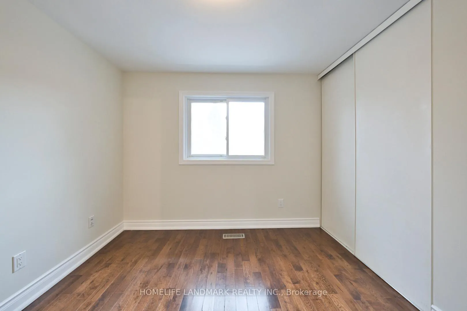 Photo 30 of 18 Glen Dhu Drive, Whitby, Rolling Acres — HOMEH