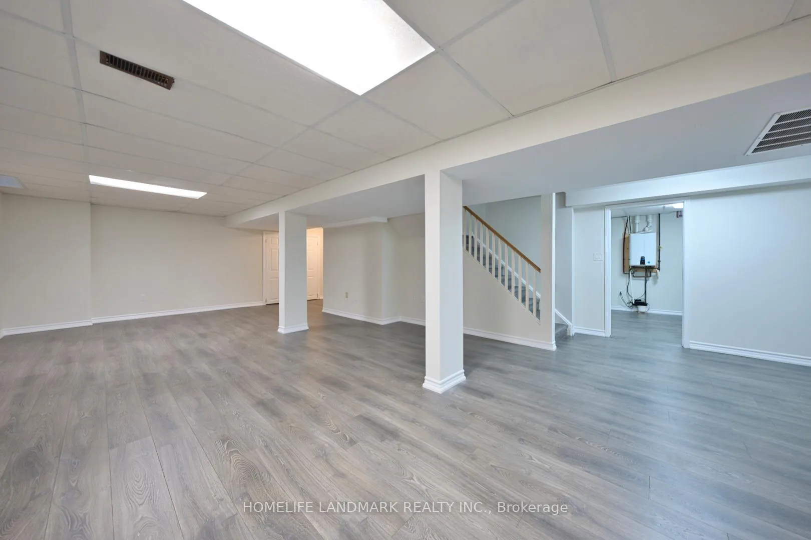 Photo 36 of 18 Glen Dhu Drive, Whitby, Rolling Acres — HOMEH