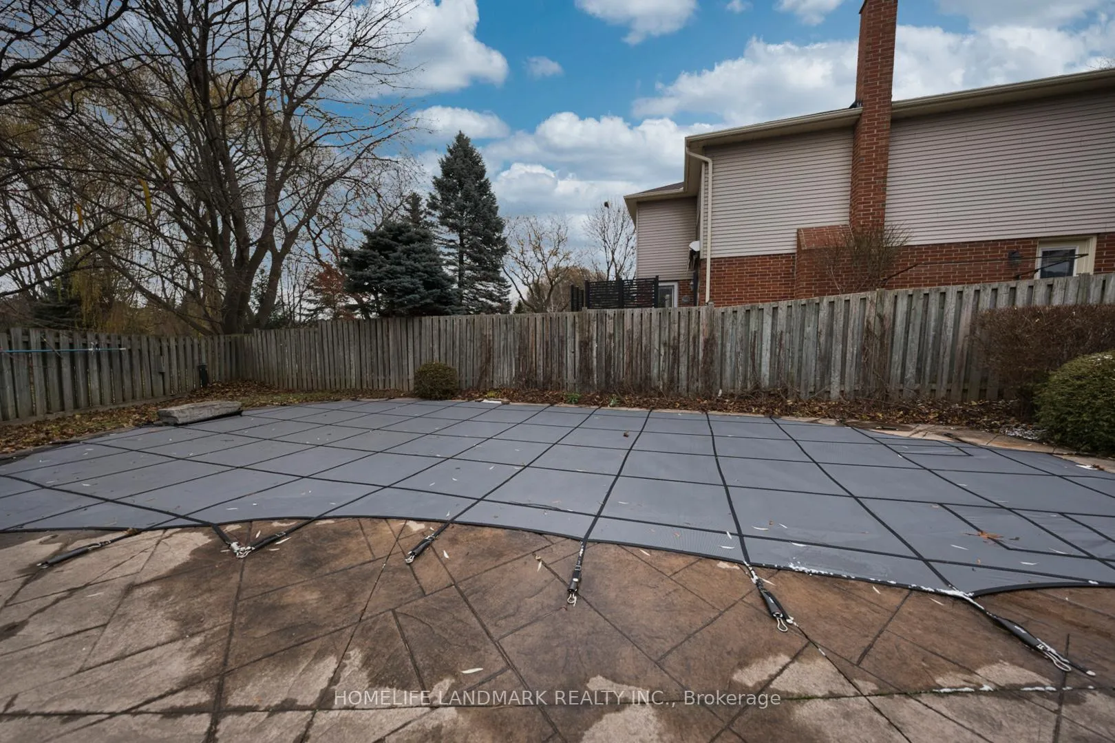 Photo 46 of 18 Glen Dhu Drive, Whitby, Rolling Acres — HOMEH