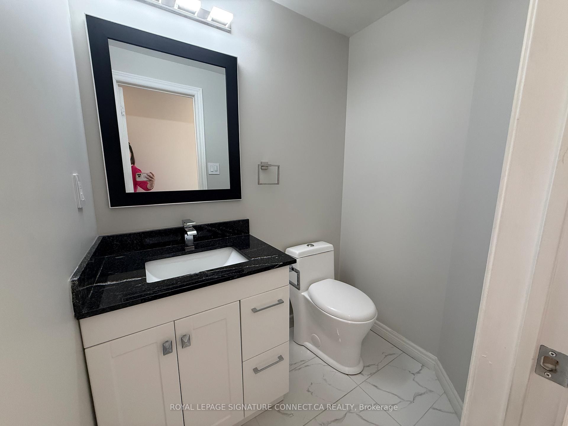 Photo 8 of 119 Carrier Crescent, Vaughan, Patterson — HOMEH