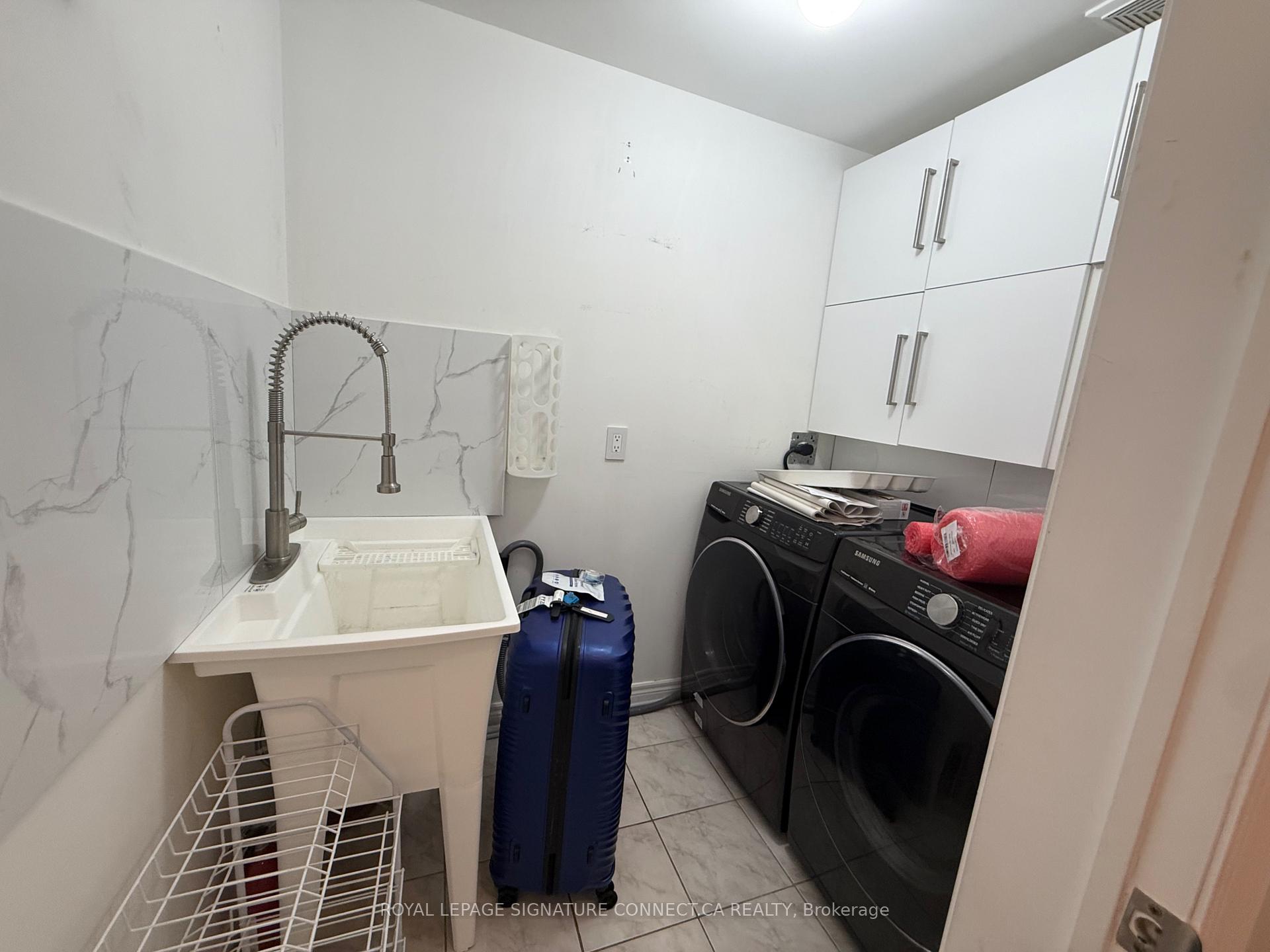 Photo 9 of 119 Carrier Crescent, Vaughan, Patterson — HOMEH