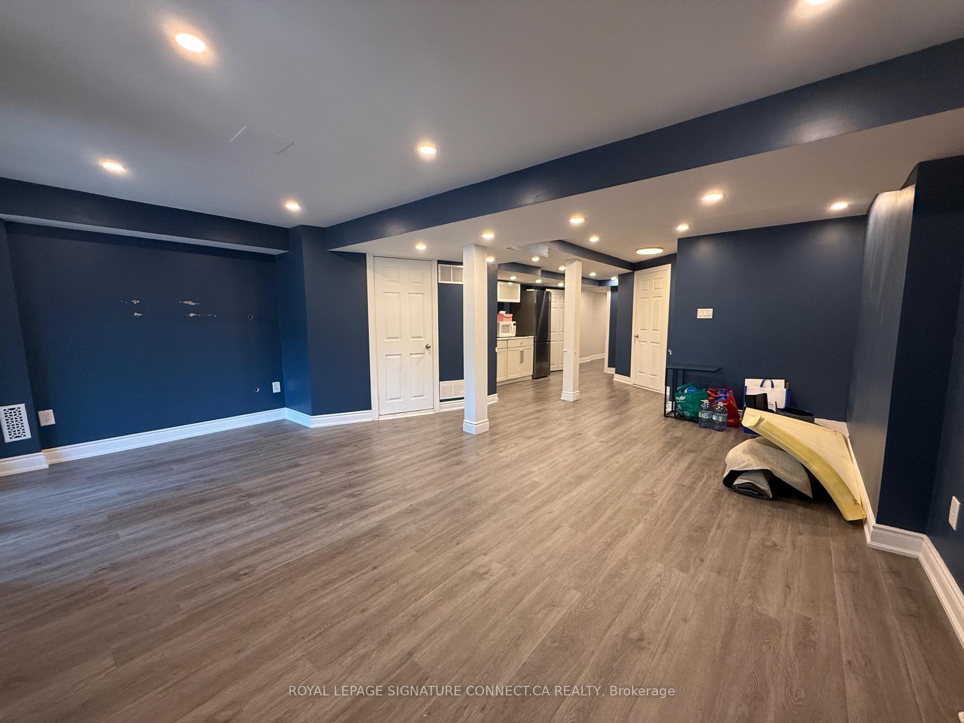 Photo 27 of 119 Carrier Crescent, Vaughan, Patterson — HOMEH