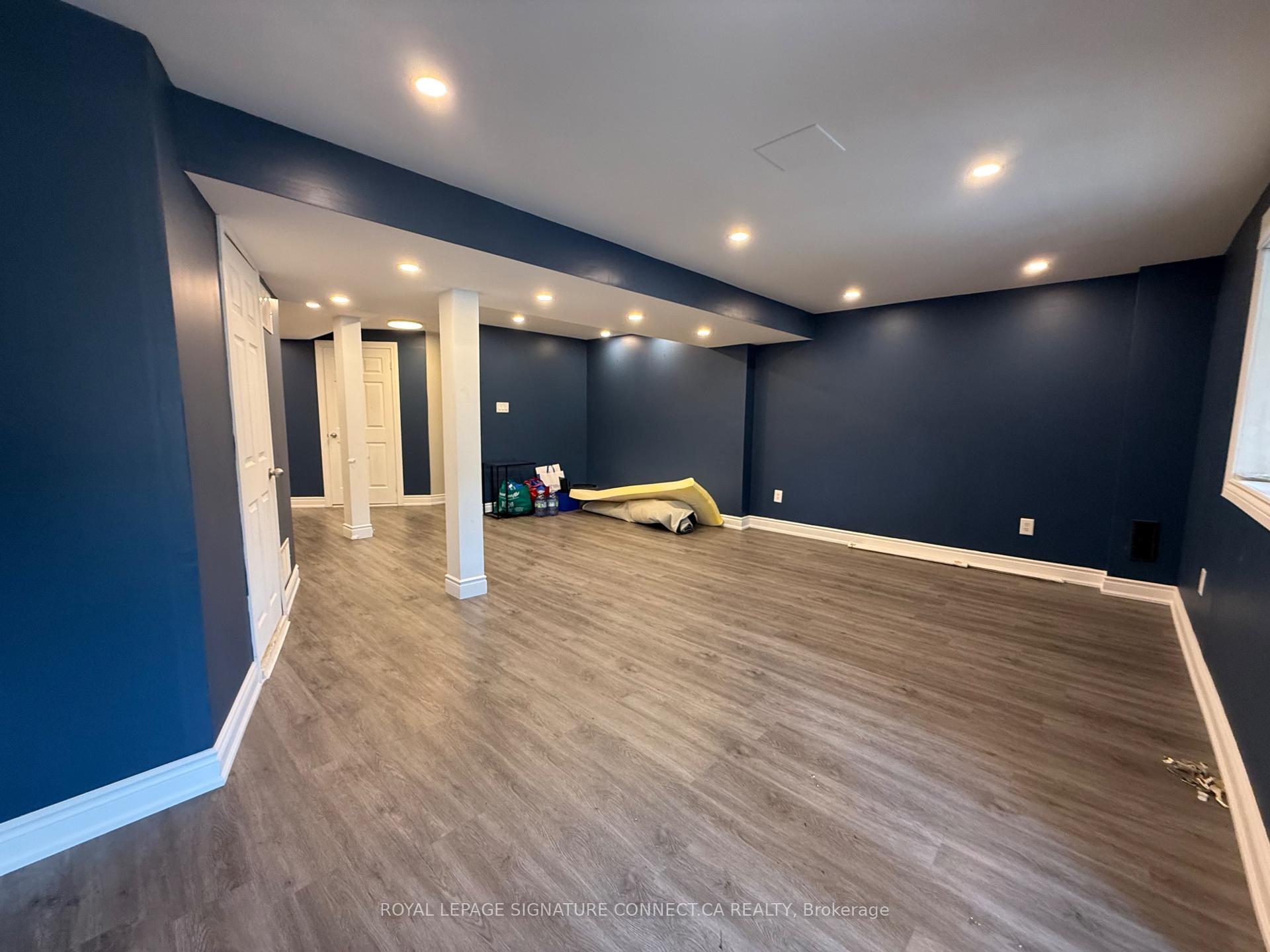 Photo 29 of 119 Carrier Crescent, Vaughan, Patterson — HOMEH
