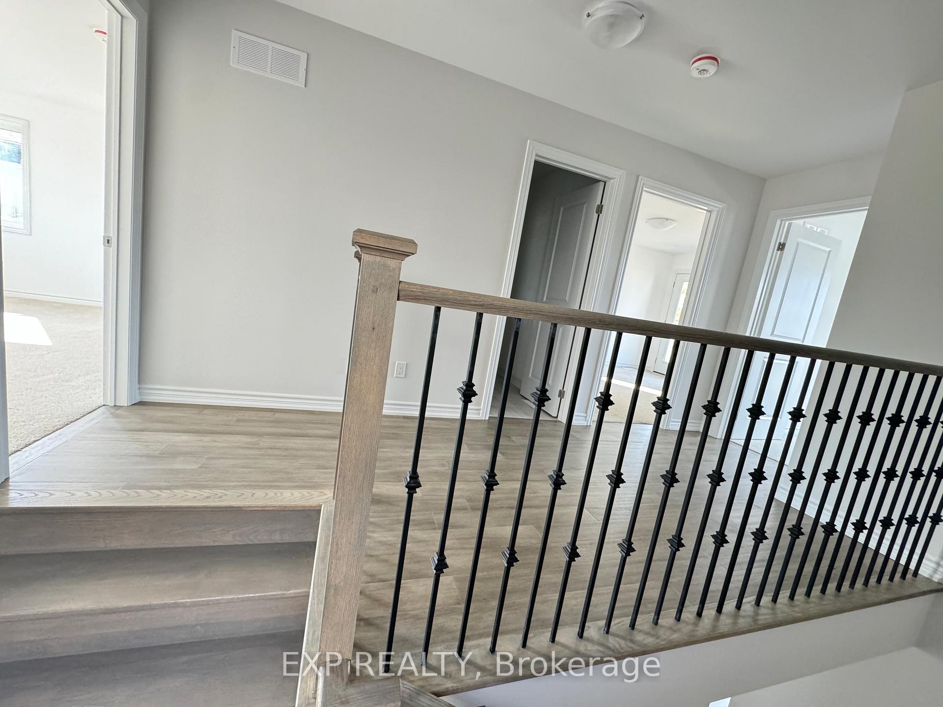 Photo 10 of 47 LAUGHER Ave, Welland, Lincoln/Crowland — HOMEH