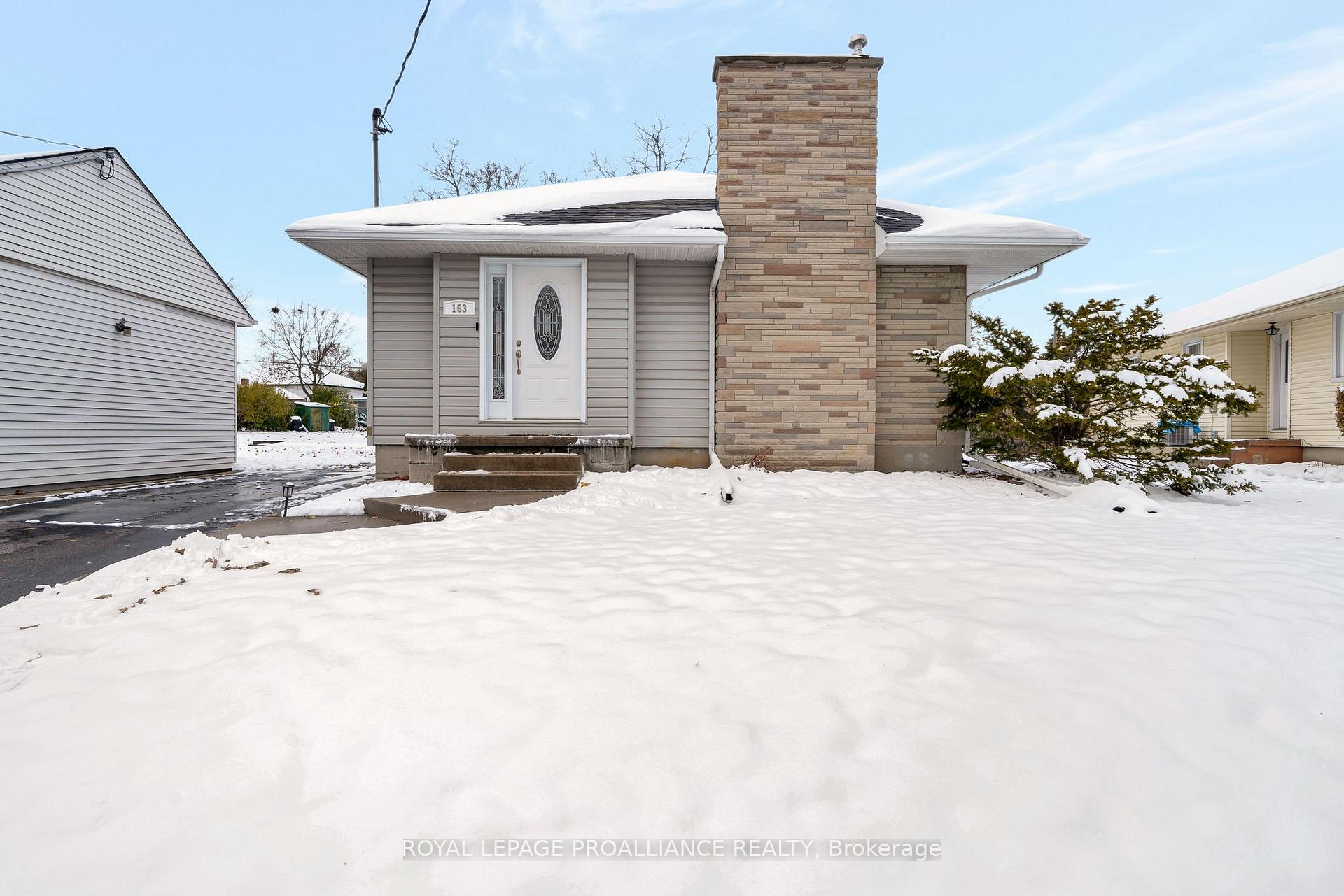 Photo 5 of 163 Hastings Drive, Belleville, Belleville Ward — HOMEH