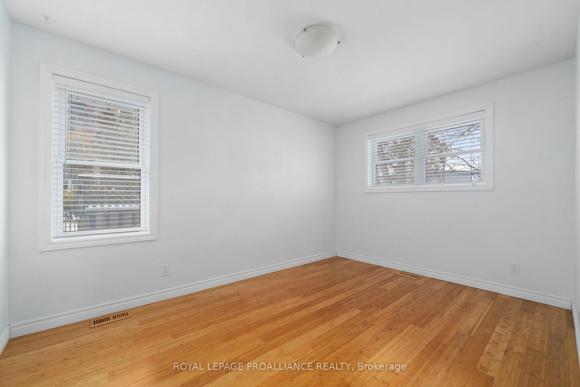 Photo 17 of 163 Hastings Drive, Belleville, Belleville Ward — HOMEH