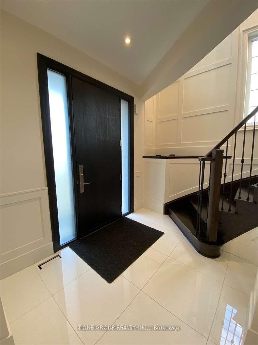 Photo 2 of 1 Timna Crescent, Vaughan, Patterson — HOMEH