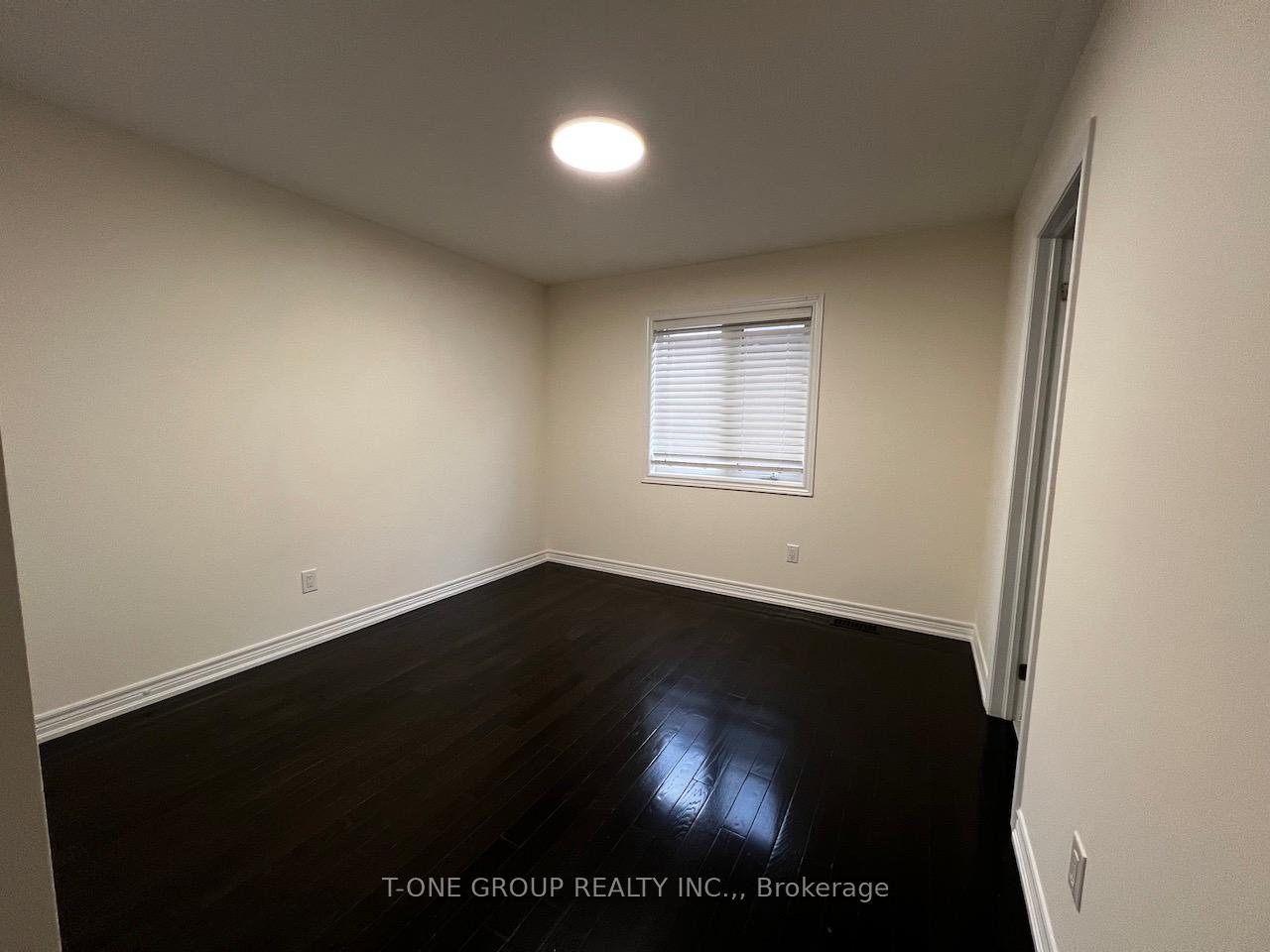 Photo 11 of 1 Timna Crescent, Vaughan, Patterson — HOMEH