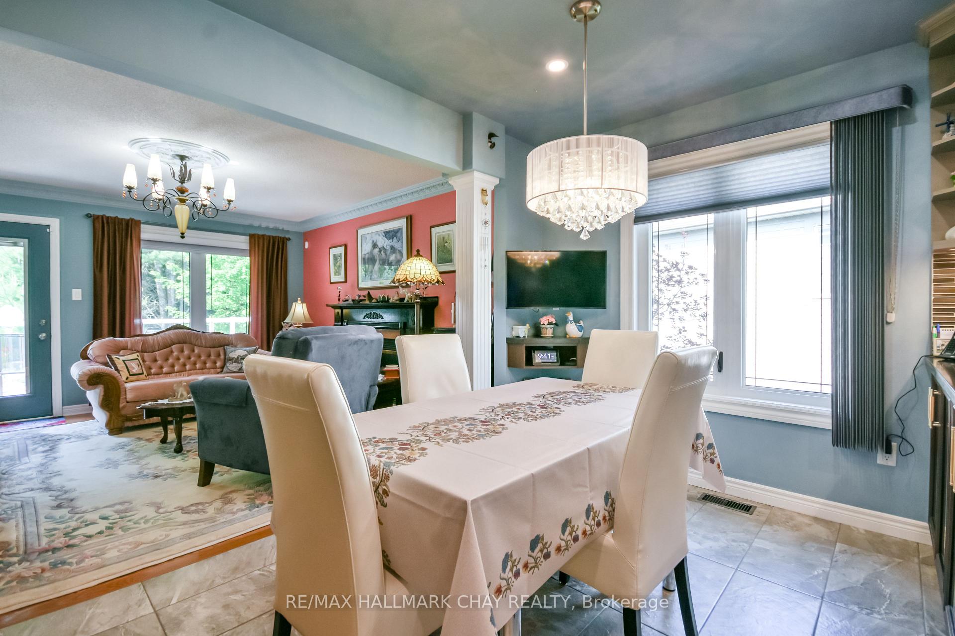 Photo 9 of 5 Meadowood Drive, Wasaga Beach — HOMEH