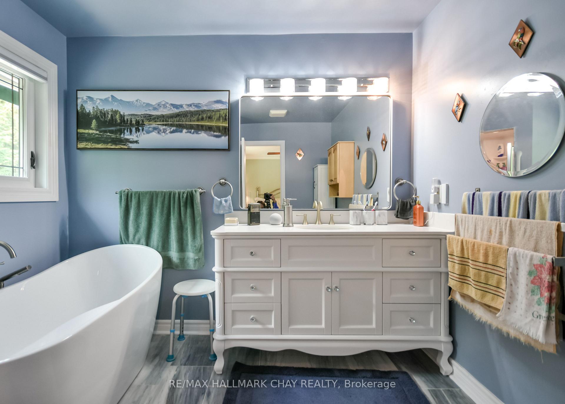 Photo 23 of 5 Meadowood Drive, Wasaga Beach — HOMEH