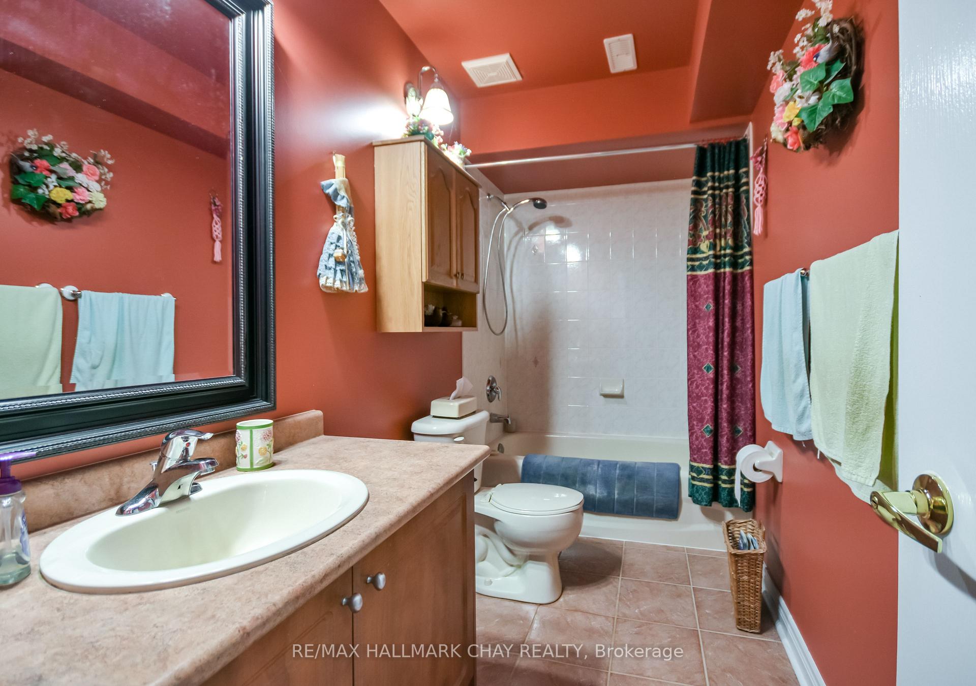 Photo 27 of 5 Meadowood Drive, Wasaga Beach — HOMEH