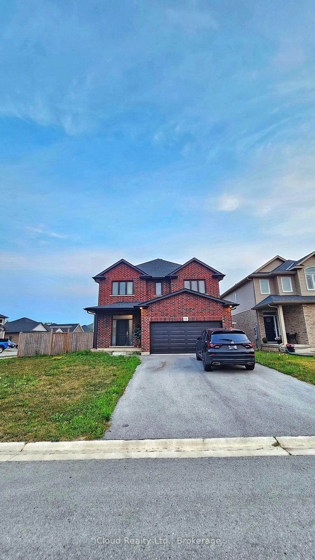 Front of 89 Laurent Avenue N