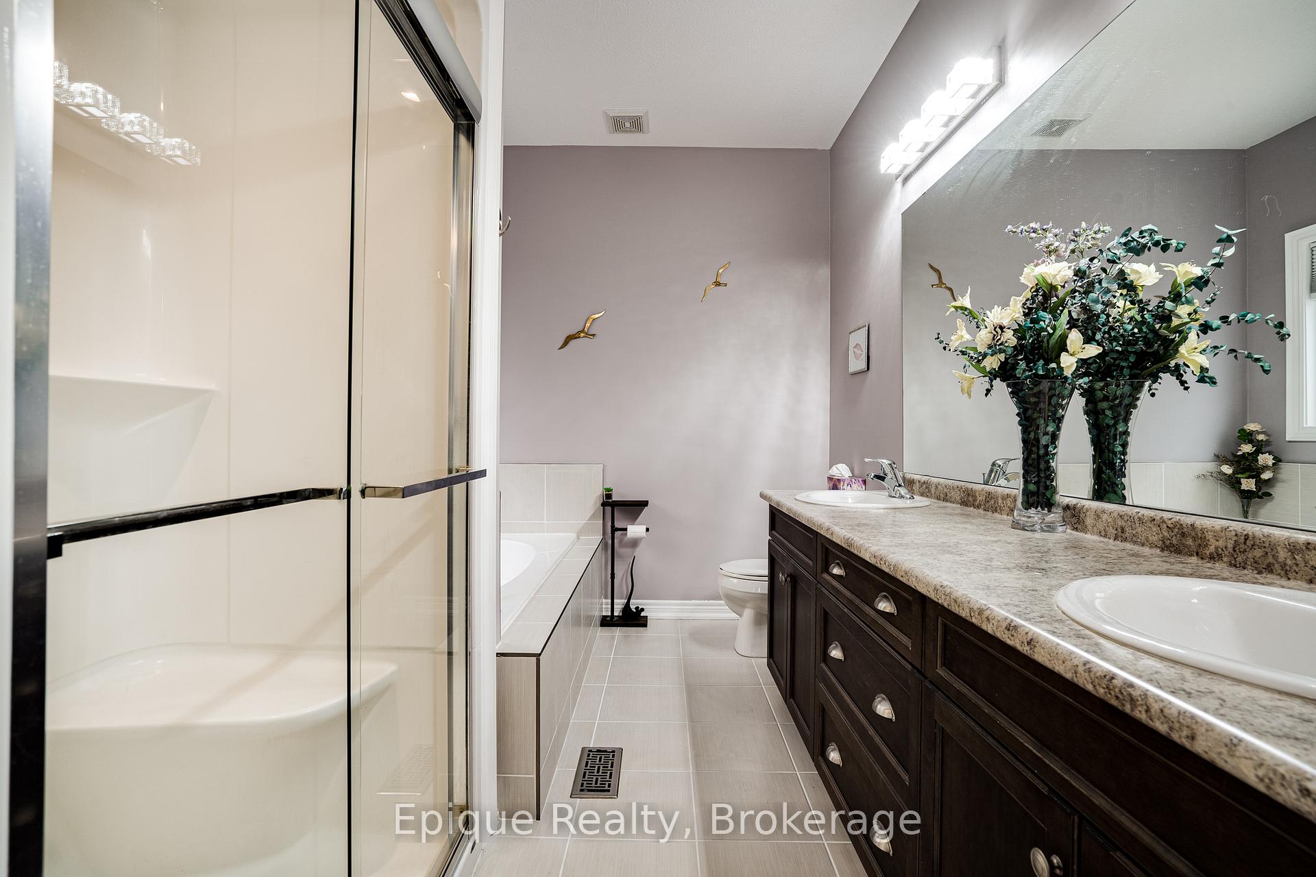 Photo 18 of 68 Roselawn Crescent, Welland, Coyle Creek — HOMEH