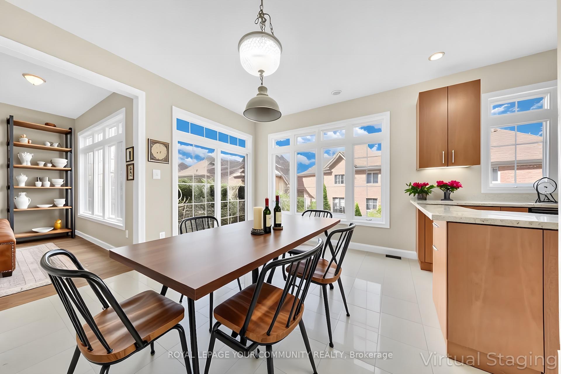 Photo 13 of 112 Allison Ann Way, Vaughan, Patterson — HOMEH